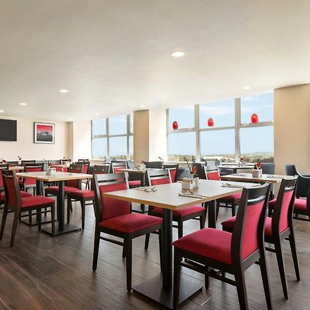 Hotel Ramada East Kilbride Exterior foto
